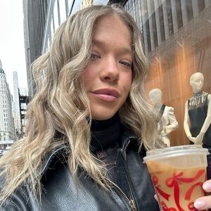 Meet your Posher, Bianca